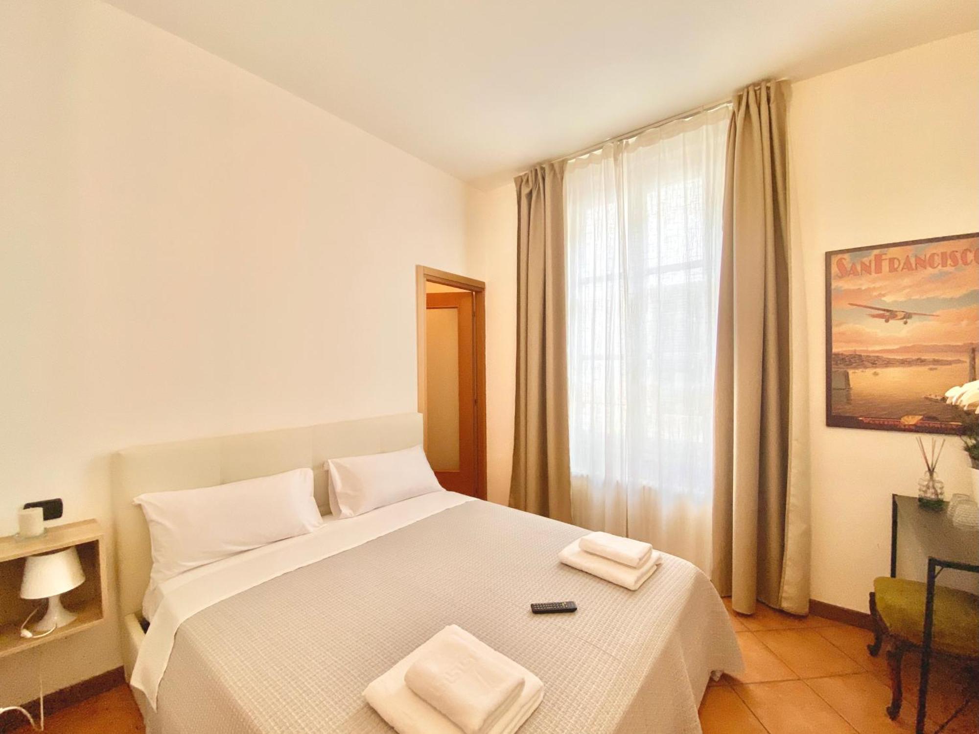 I Portici Del Centro Hotel Como Eksteriør billede